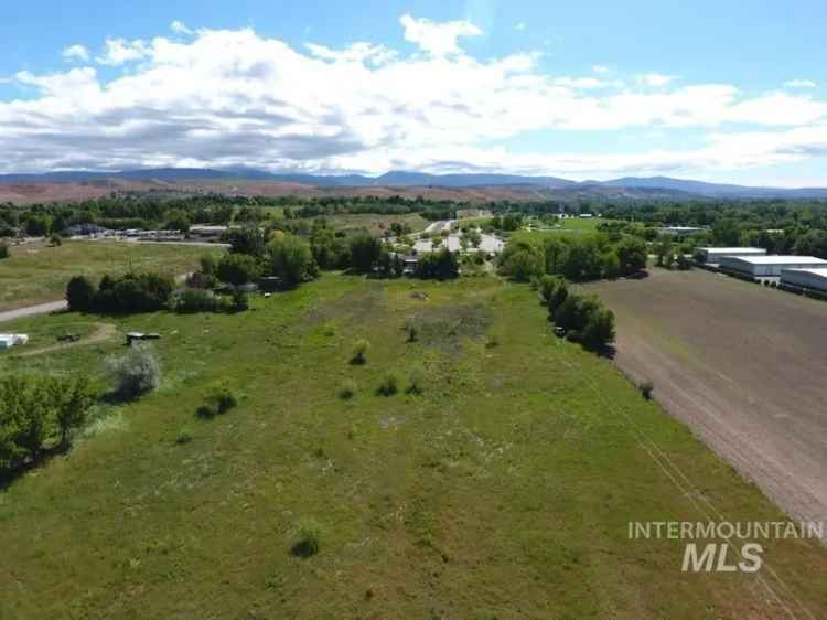 Land For Sale in Garden City, Idaho