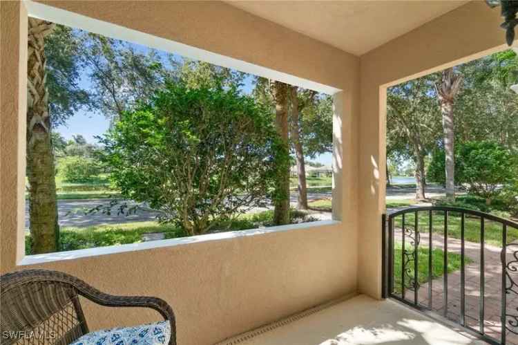 House For Sale in Bonita Springs, Florida