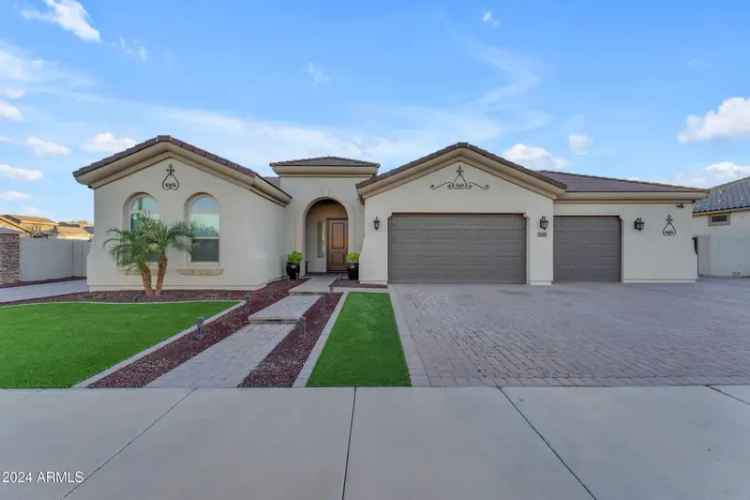 Single-family house For Sale in Queen Creek, Arizona