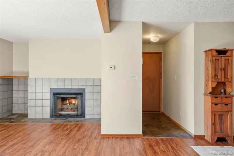 Condo For Sale in 50, 19th Avenue, Longmont, Colorado