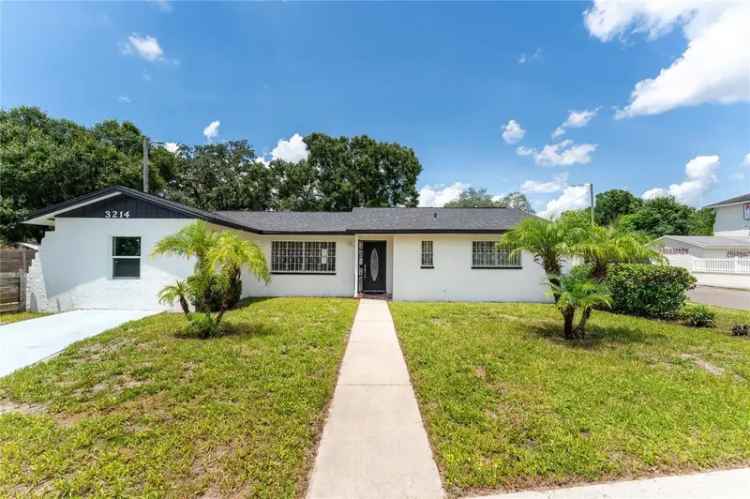 Single-family house For Sale in 3214, East Dr. Martin Luther King Jr Boulevard, Tampa, Florida