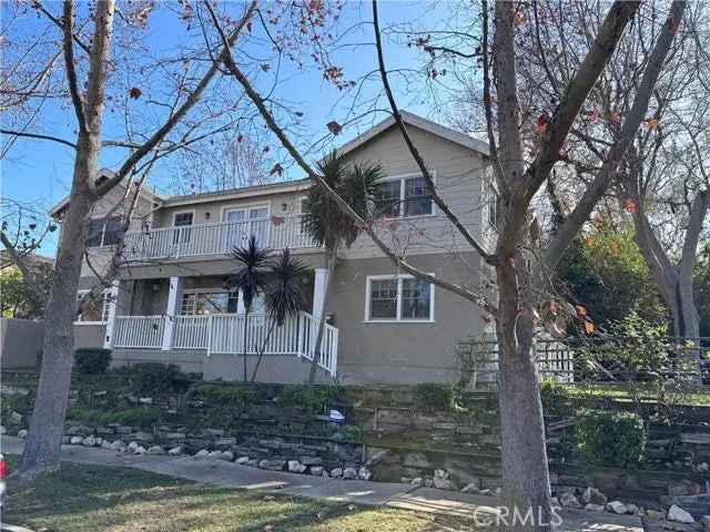 Single-family house For Sale in 12191, Laurel Terrace Drive, Los Angeles, California