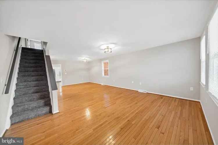 Single-family house For Sale in 903, Vandever Avenue, Wilmington, Delaware