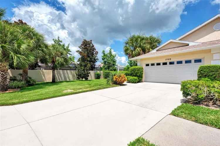 Single-family house For Sale in 1722, Fountain View Circle, Venice, Florida