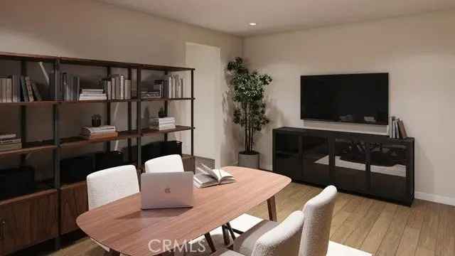 Single-family house For Sale in Irvine, California