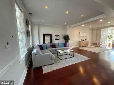 House For Sale in 1132, Jefferson Street Northwest, Washington, District of Columbia