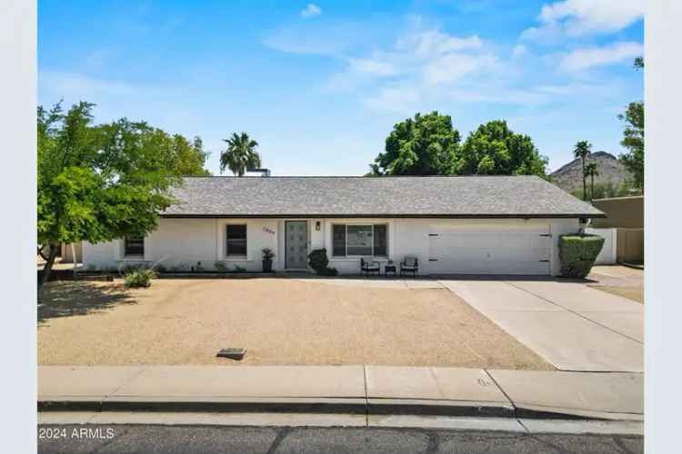 Single-family house For Sale in 2809, East Hillery Drive, Phoenix, Arizona