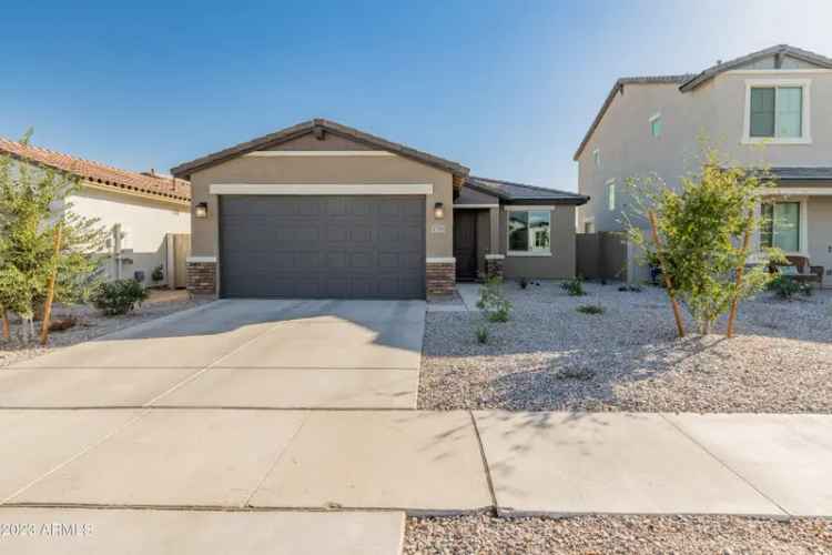 Single-family house For Sale in 17313, West Corrine Drive, Surprise, Arizona