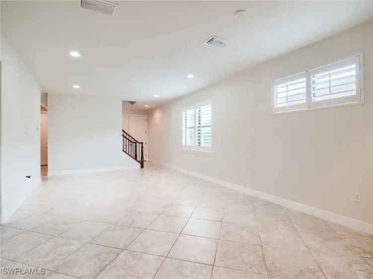 Single-family house For Sale in 10933, Clarendon Street, Fort Myers, Florida