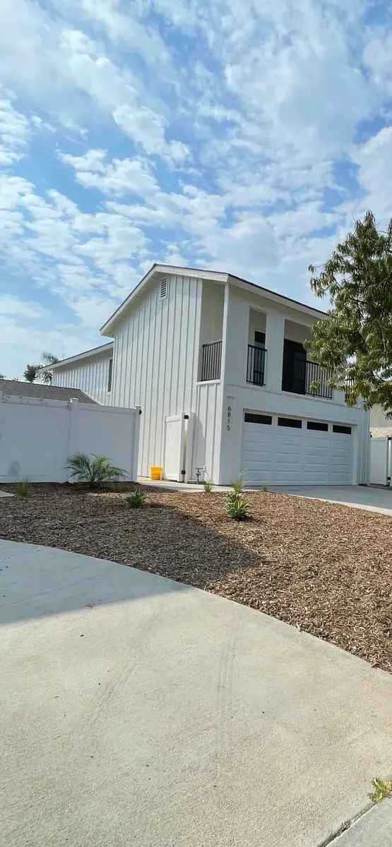 Ocean View Twin Home Near Beach - Remodeled