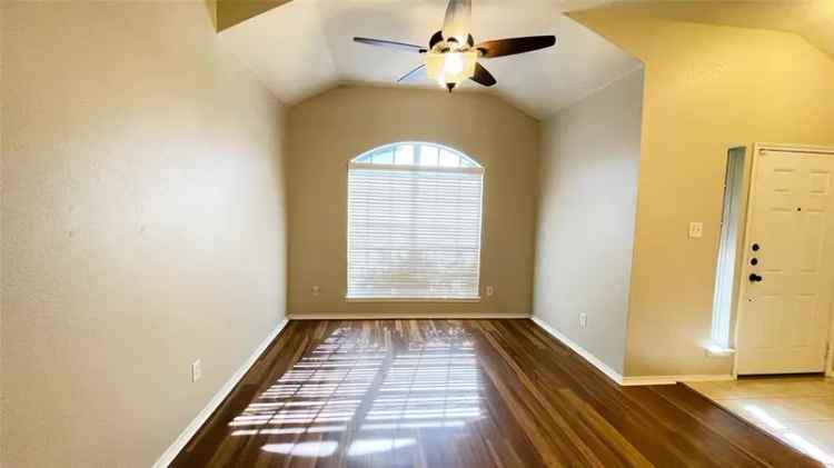 Single-family house For Rent in 645, Tabasco Trail, Arlington, Texas