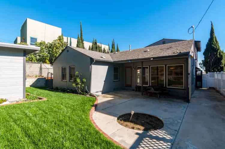 Single-family house For Sale in Los Angeles, California