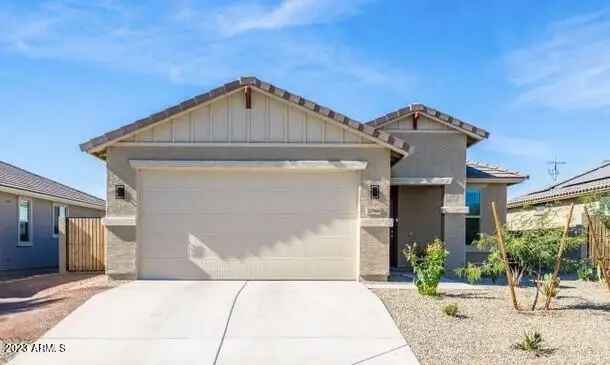 Single-family house For Sale in Surprise, Arizona