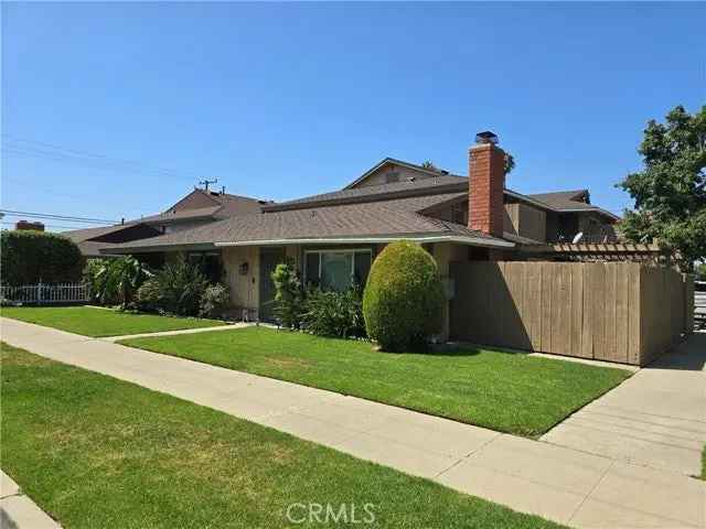 Multi-family house For Sale in Orange, California