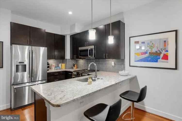 Condo For Sale in 1508, R Street Northwest, Washington, District of Columbia