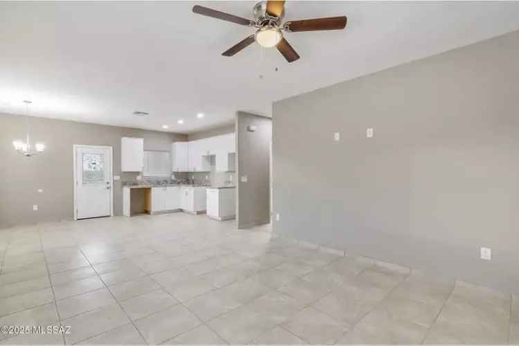 Single-family house For Sale in 345, West 36th Street, South Tucson, Arizona