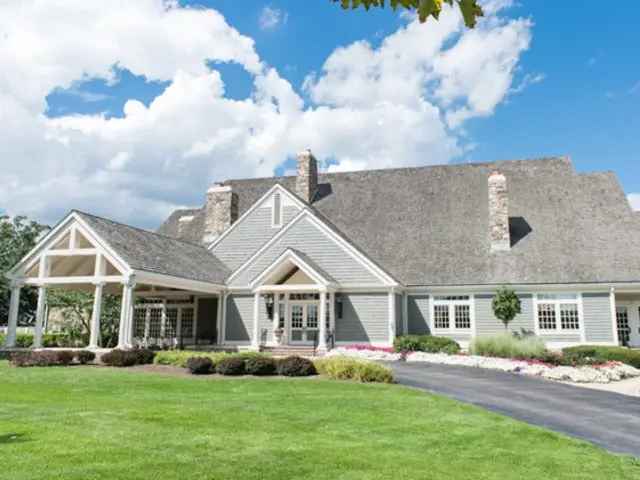 Land For Sale in 104, North Wynstone Drive, North Barrington, Illinois