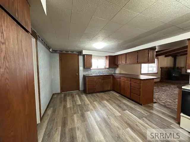 Single-family house For Sale in 1292, West Center Street, Blackfoot, Idaho