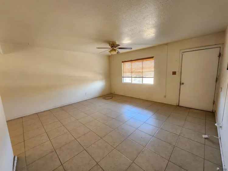 Single-family house For Sale in 927, East la Mesa Street, Yuma, Arizona