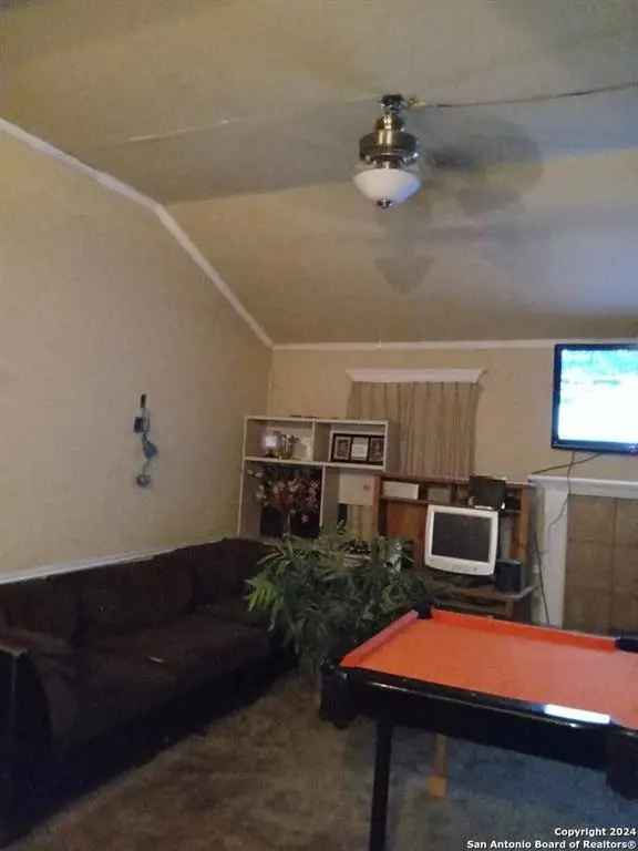 Single-family house For Sale in 1511, Kayroe Road, Texas