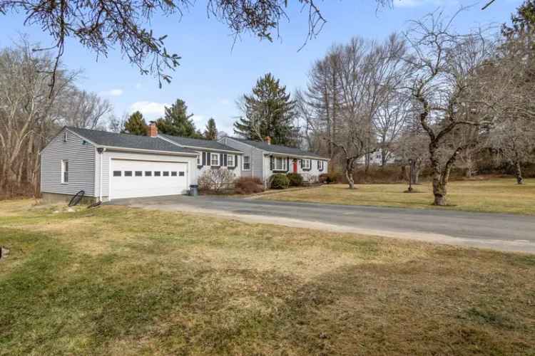 Single-family house For Sale in 600, Long Hill Road, Guilford, Connecticut