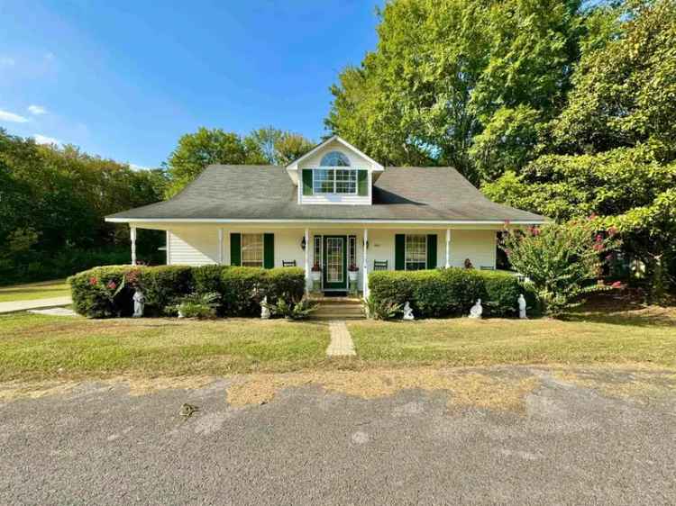 Single-family house For Sale in Cherokee, Alabama