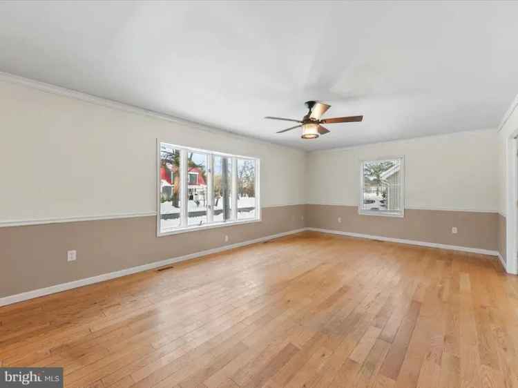 Single-family house For Sale in 12, Hudson Avenue, Ocean View, Delaware