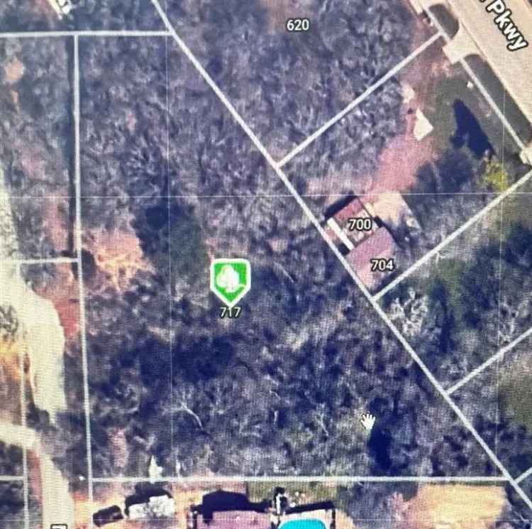 Land For Sale in 717, Mary Lou Street, Azle, Texas