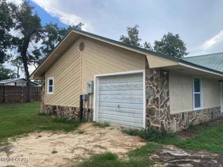 Single-family house For Sale in Panama City, Florida