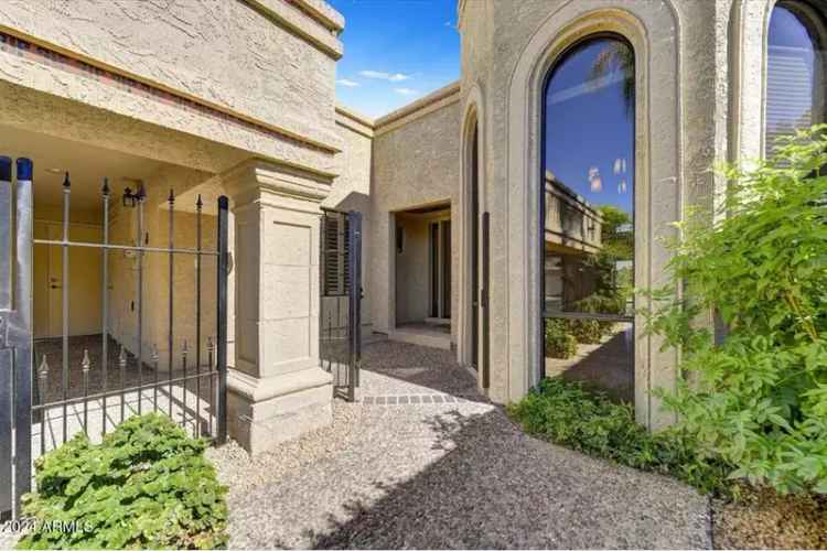 House For Sale in Scottsdale, Arizona