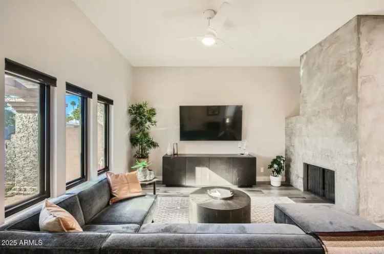 House For Sale in 8037, North Via Palma, Scottsdale, Arizona