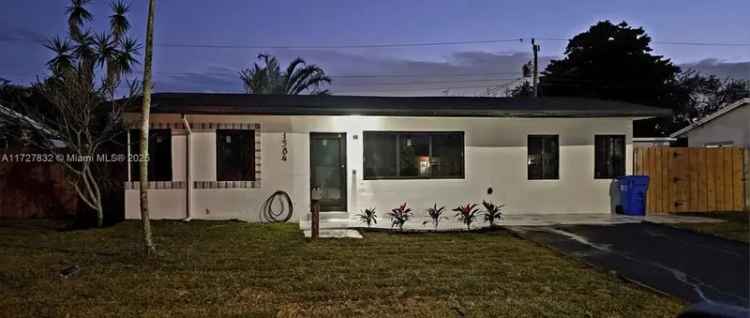 Single-family house For Sale in 1584, Northeast 31st Street, Pompano Beach, Florida