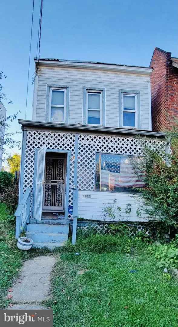 Single-family house For Sale in 1922, Capitol Avenue Northeast, Washington, District of Columbia