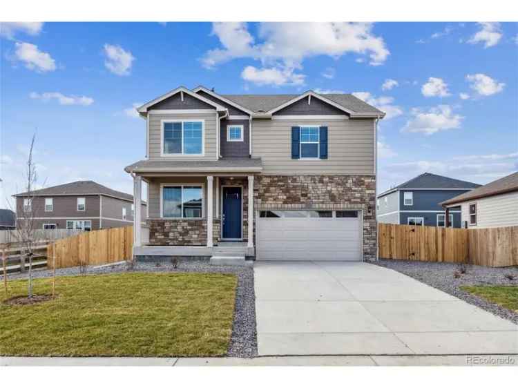 Single-family house For Sale in Thornton, Colorado