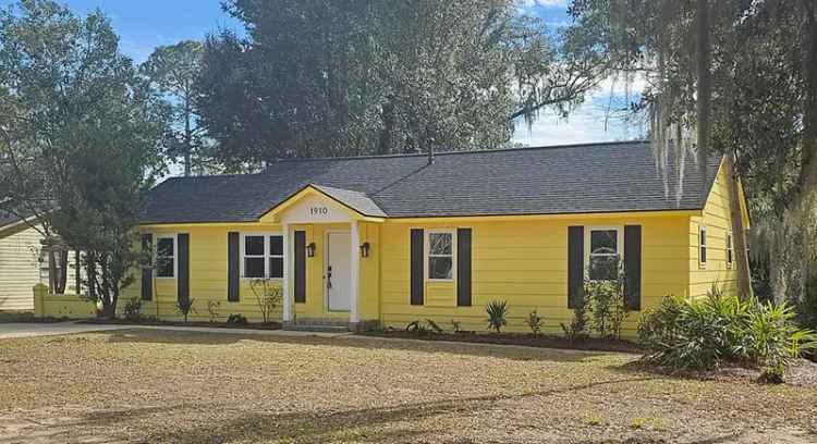 Single-family house For Sale in 1910, Avalon Avenue, Albany, Georgia