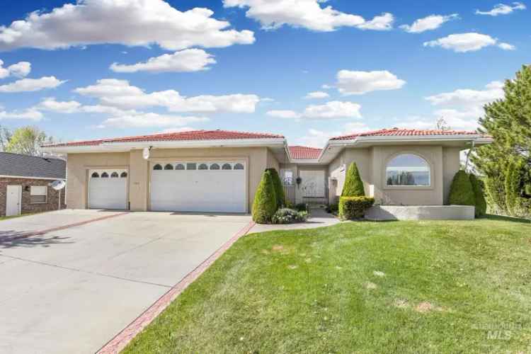 Single-family house For Sale in 108, Doral Drive, Idaho