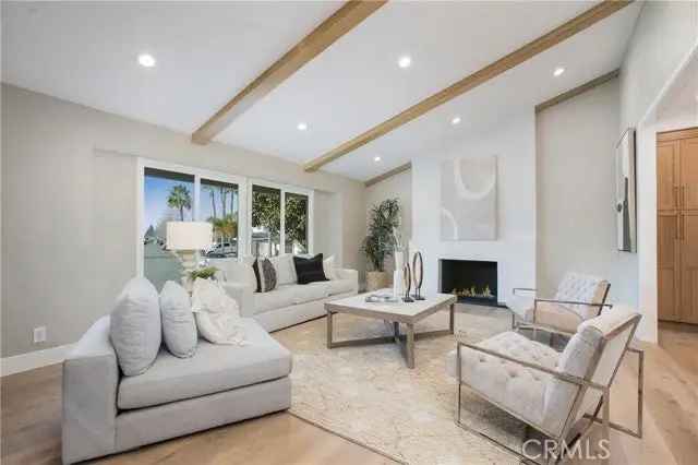 Single-family house For Sale in 2016, Phalarope Court, Costa Mesa, California