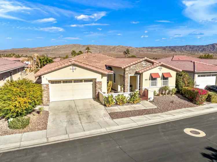 Single-family house For Sale in 27, Via del Maricale, Rancho Mirage, California