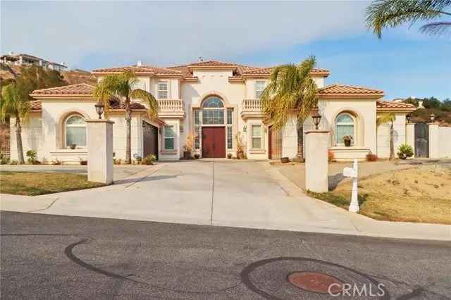 Single-family house For Sale in 22655, Lenope Place, Unincorporated Chatsworth, California