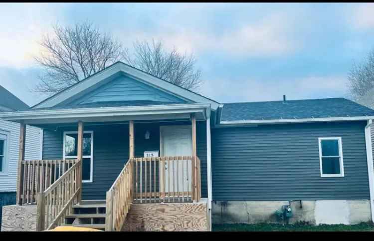 Multi-family house For Sale in Joliet, Illinois