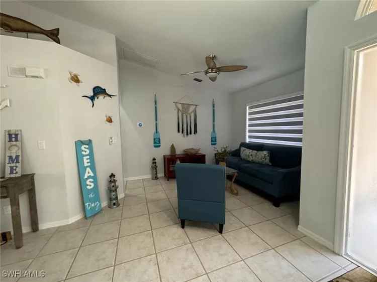 Single-family house For Sale in Bonita Springs, Florida