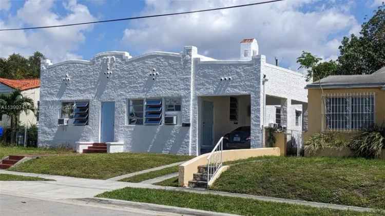 Multi-family house For Sale in 1637, Southwest 19th Street, Miami, Florida