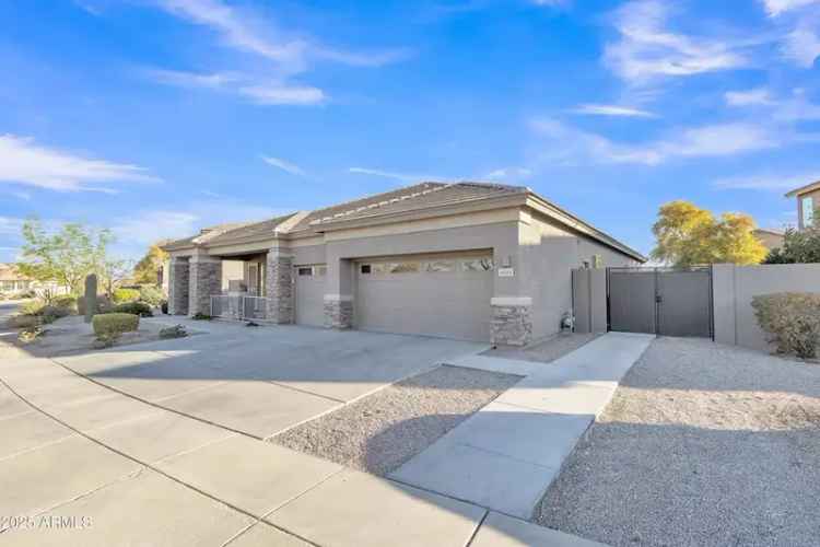 Single-family house For Sale in 9523, South 45th Avenue, Phoenix, Arizona