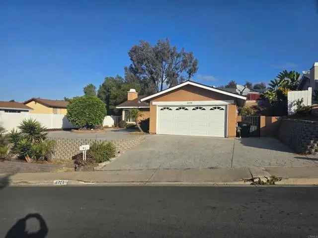 Single-family house For Sale in 6728, Rio Plato Court, San Diego, California