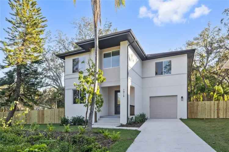 Single-family house For Sale in 1919, East Hamilton Avenue, Tampa, Florida