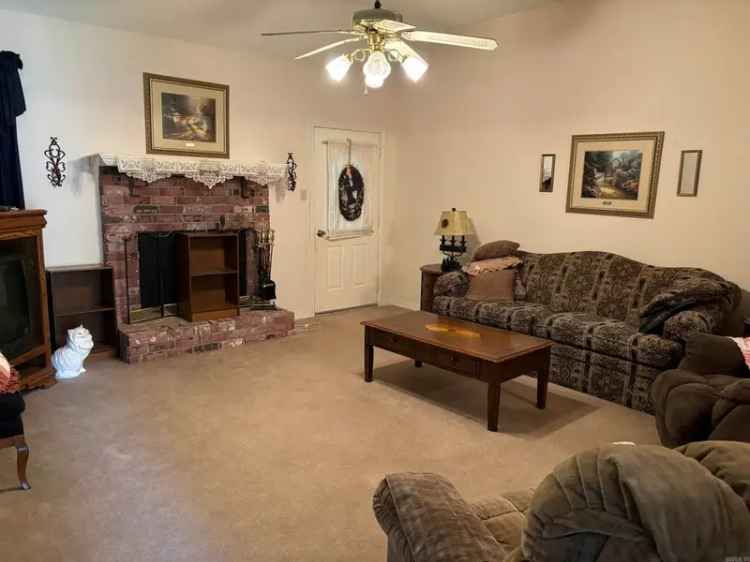 Single-family house For Sale in 12, Tripp Street, Cabot, Arkansas