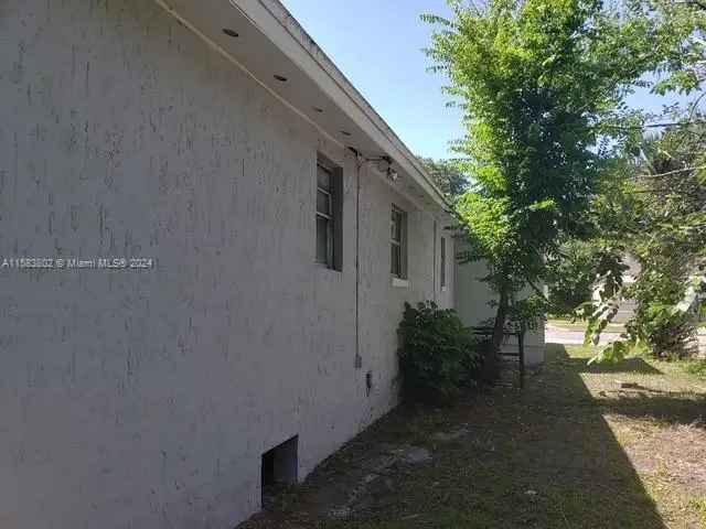 Single-family house For Sale in 1831, West 25th Street, Jacksonville, Florida