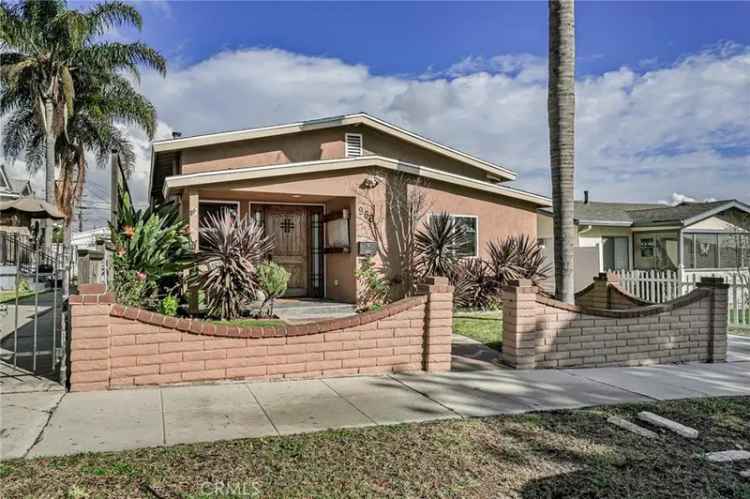 Single-family house For Sale in 966, West 23rd Street, Los Angeles, California