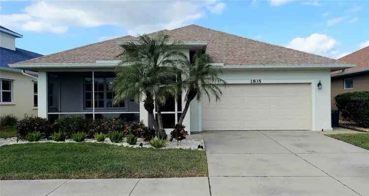 Single-family house For Sale in 1835, Scarlett Avenue, North Port, Florida