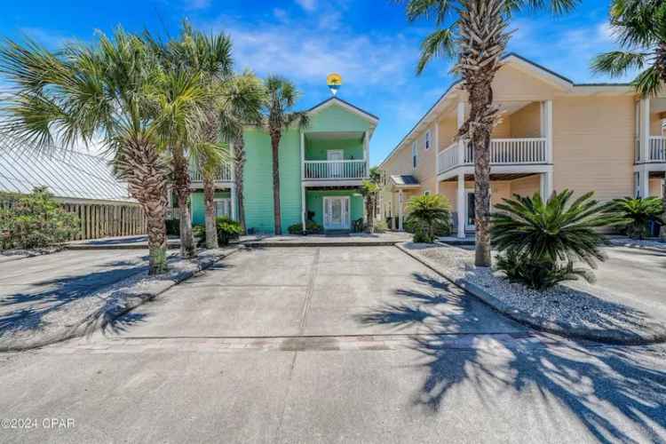 Single-family house For Sale in 6717, Beach Drive, Panama City Beach, Florida